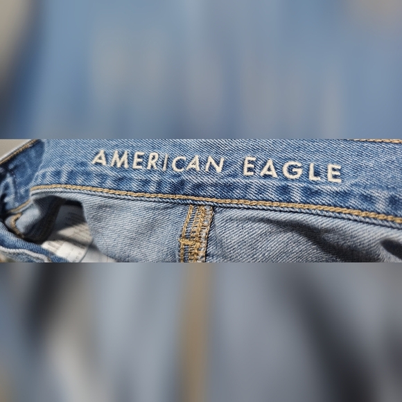 American Eagle Womens Straight Mom Jeans Size 0 Regular Light Destroy Distressed - Picture 10 of 16